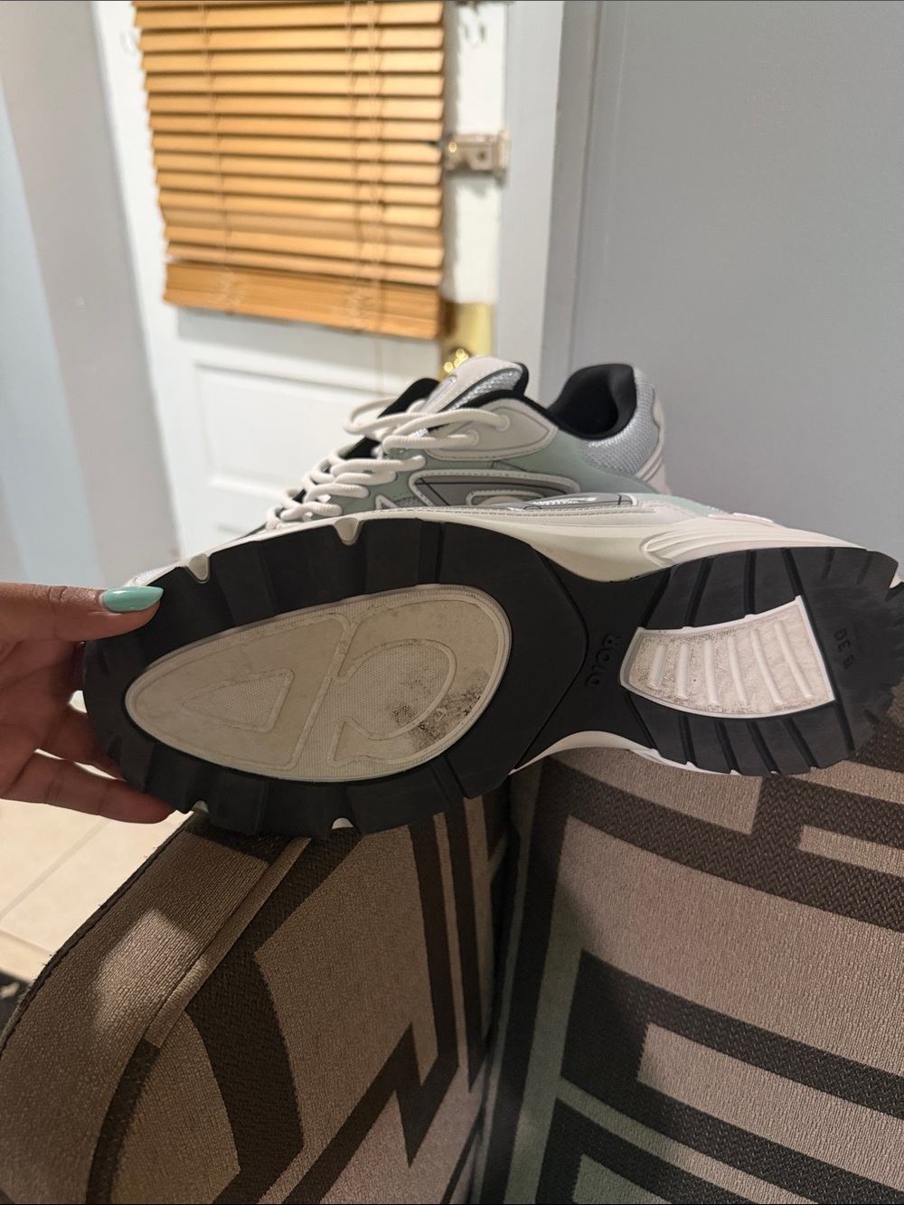 Dior Men’s Mint Green & Gray B22 Low-Top Sneakers - Picture 4 of 7